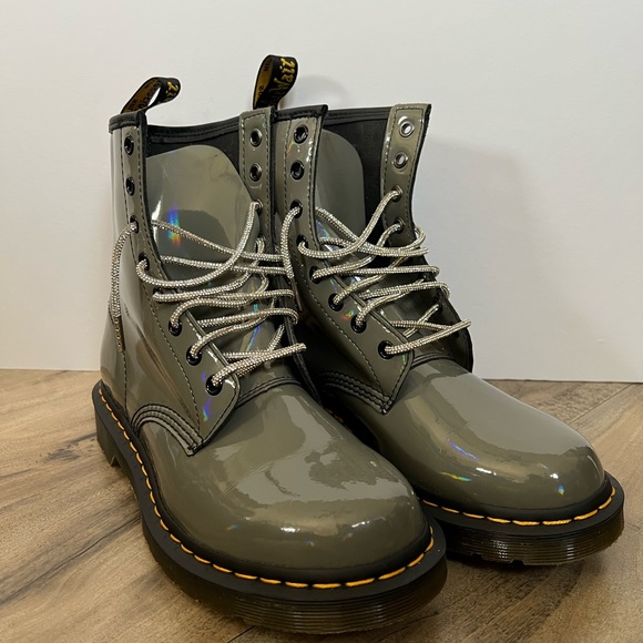 Shoes - Dr. Martens 1460 Patent Leather Boots - Iridescent Silver Sz 9 L 41 EU 7UK